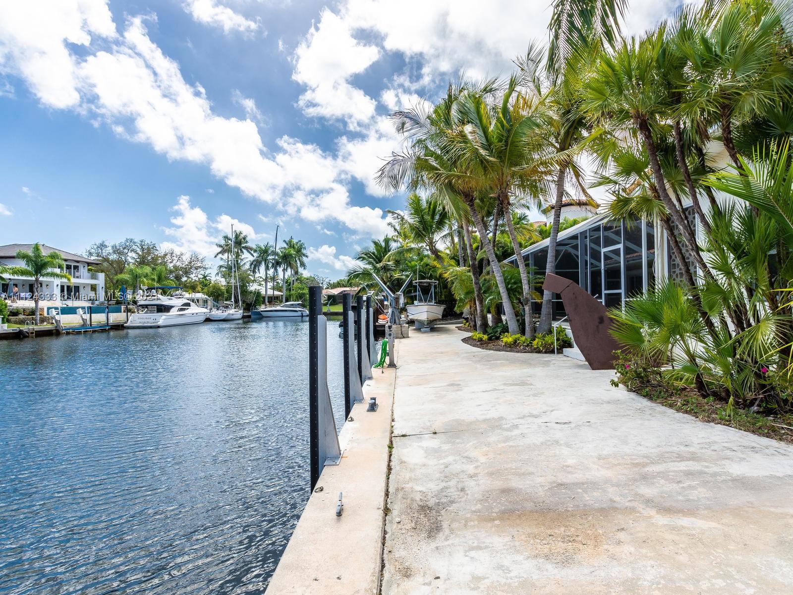 CORAL BAY SEC C - Residential Lease