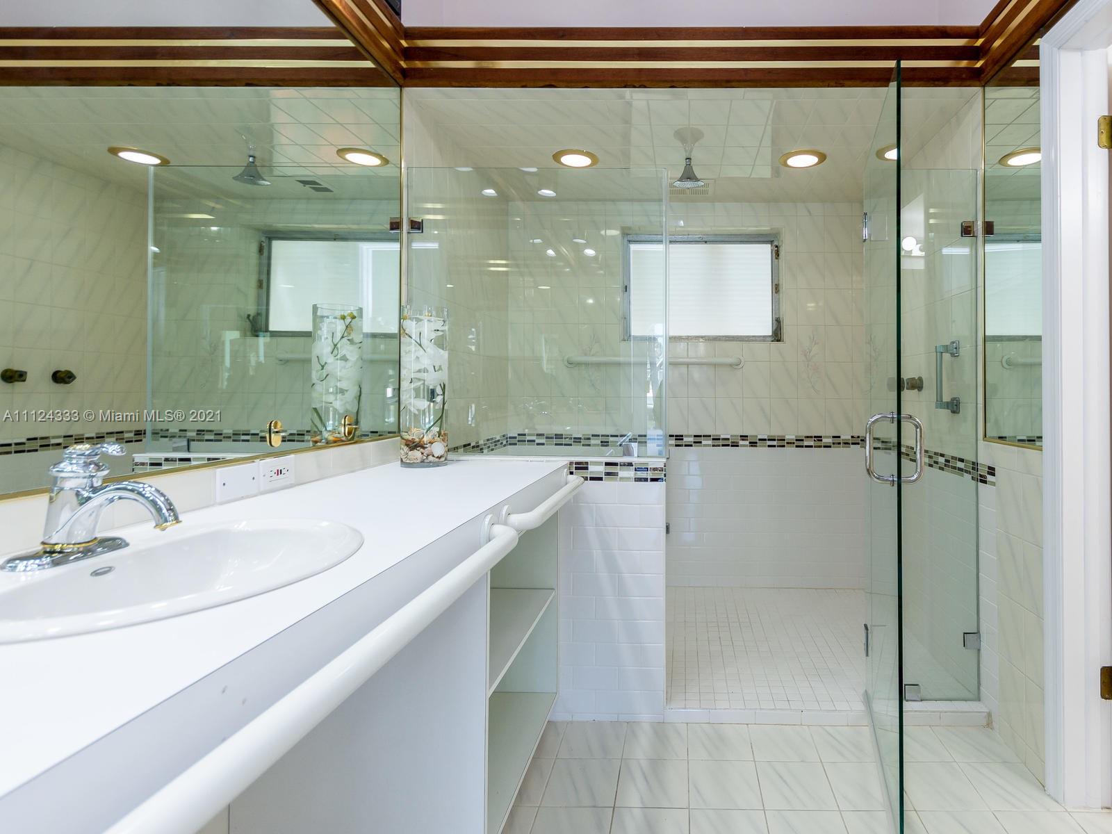 CORAL BAY SEC C - Residential Lease