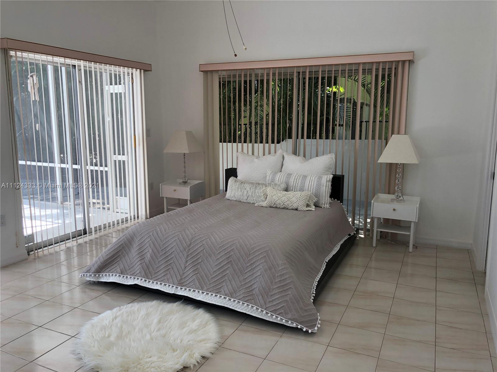 CORAL BAY SEC C - Residential Lease