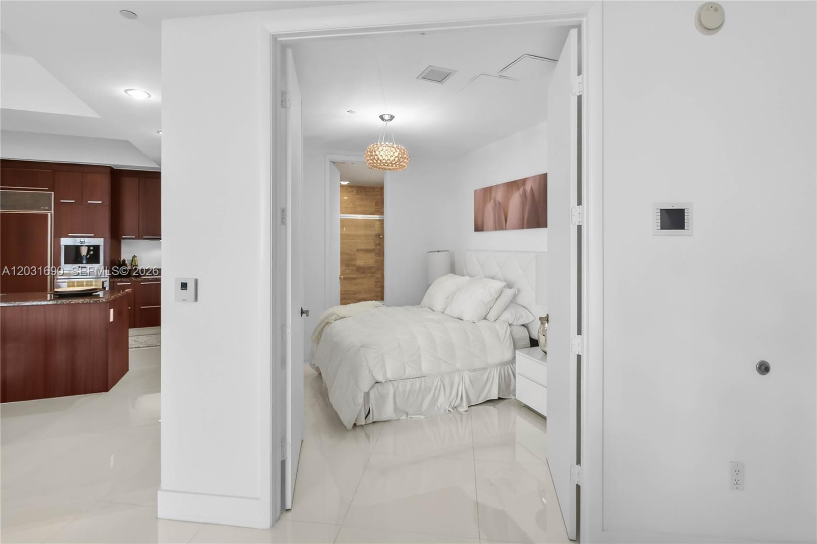 TDR TOWER III CONDO - Residential