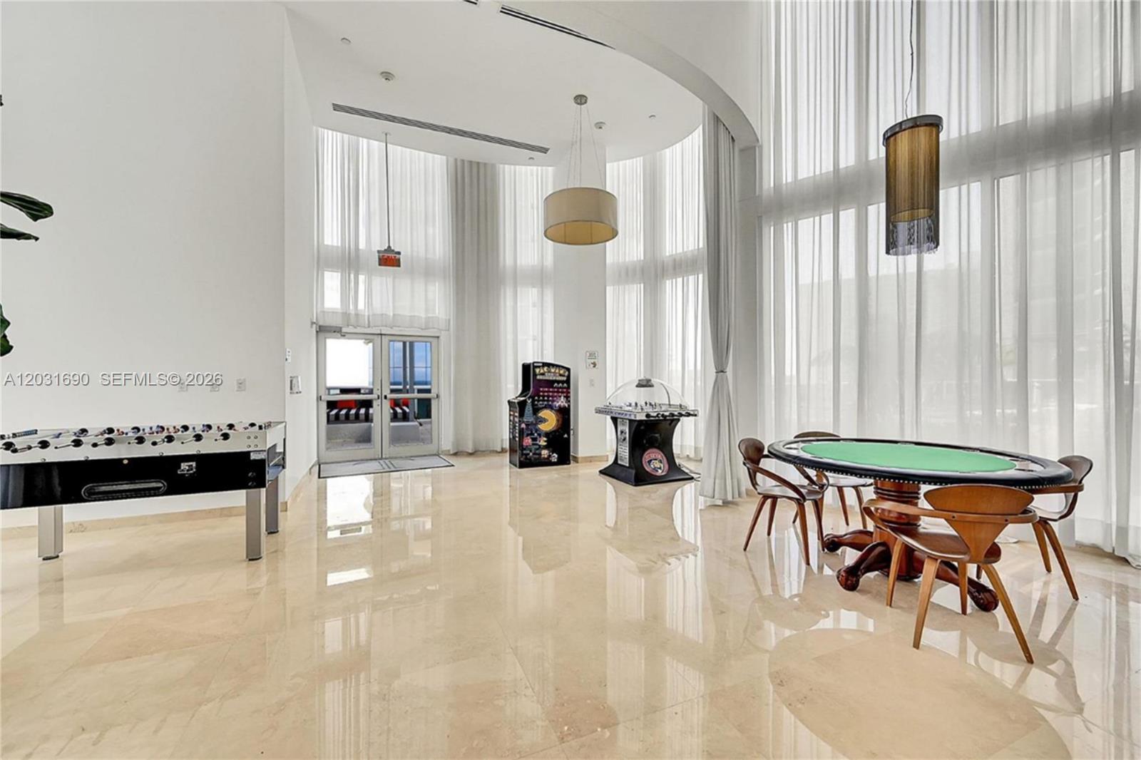 TDR TOWER III CONDO - Residential