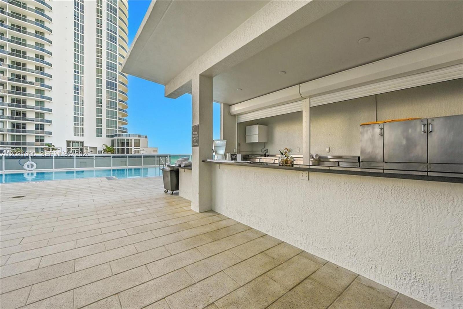 TDR TOWER III CONDO - Residential