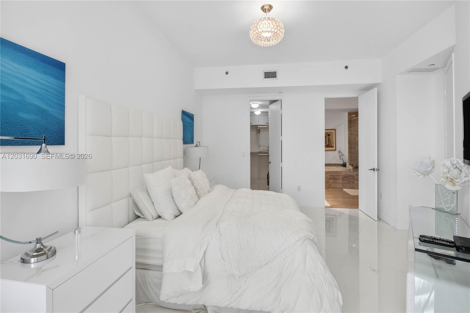 TDR TOWER III CONDO - Residential
