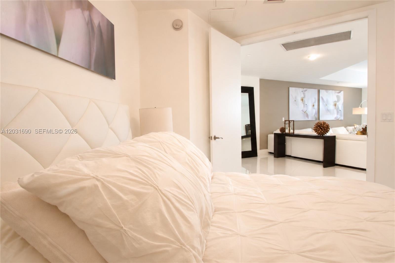 TDR TOWER III CONDO - Residential