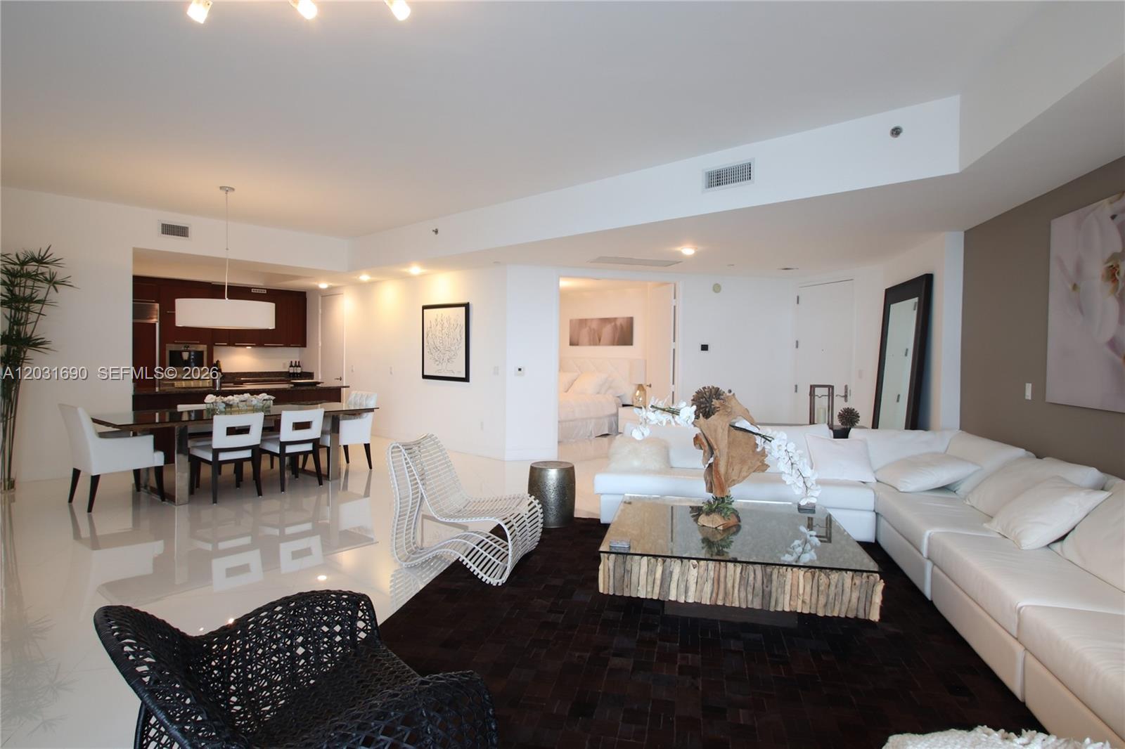 TDR TOWER III CONDO - Residential