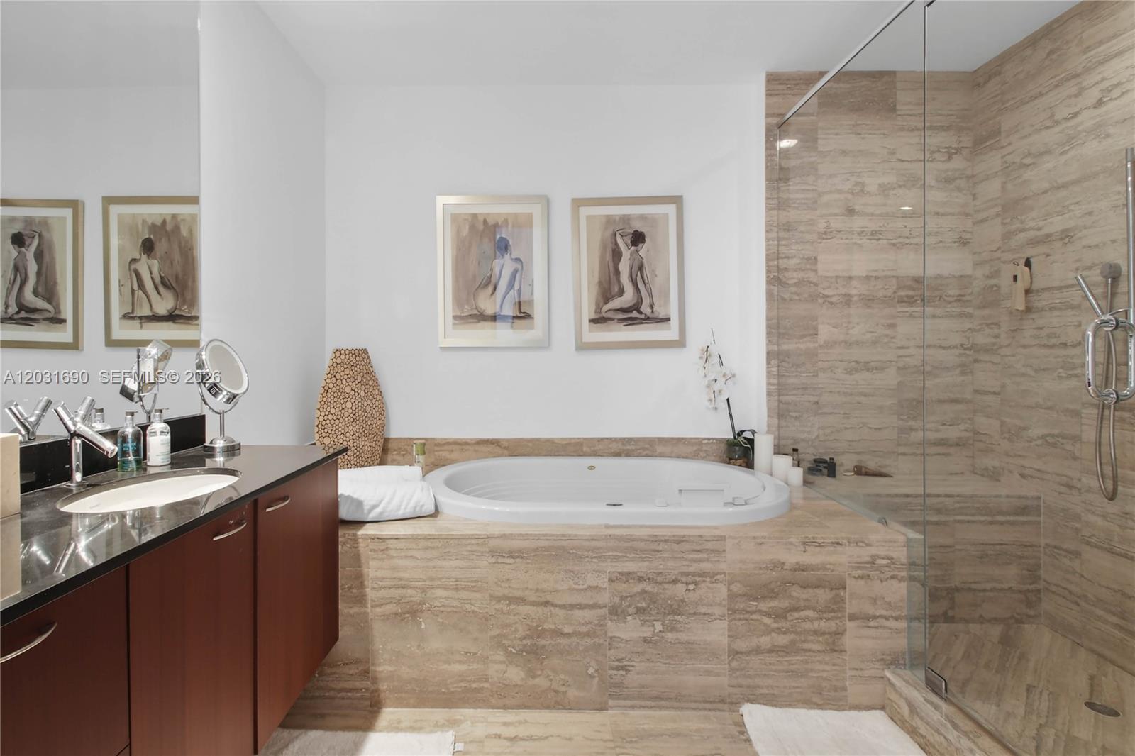 TDR TOWER III CONDO - Residential