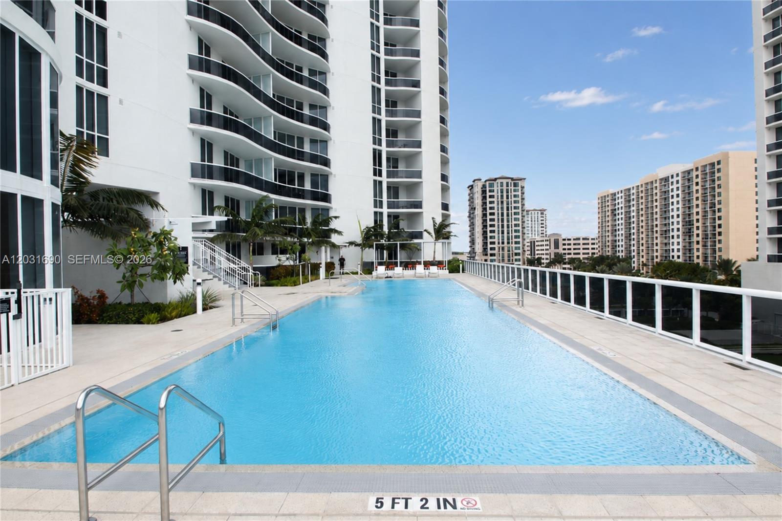 TDR TOWER III CONDO - Residential