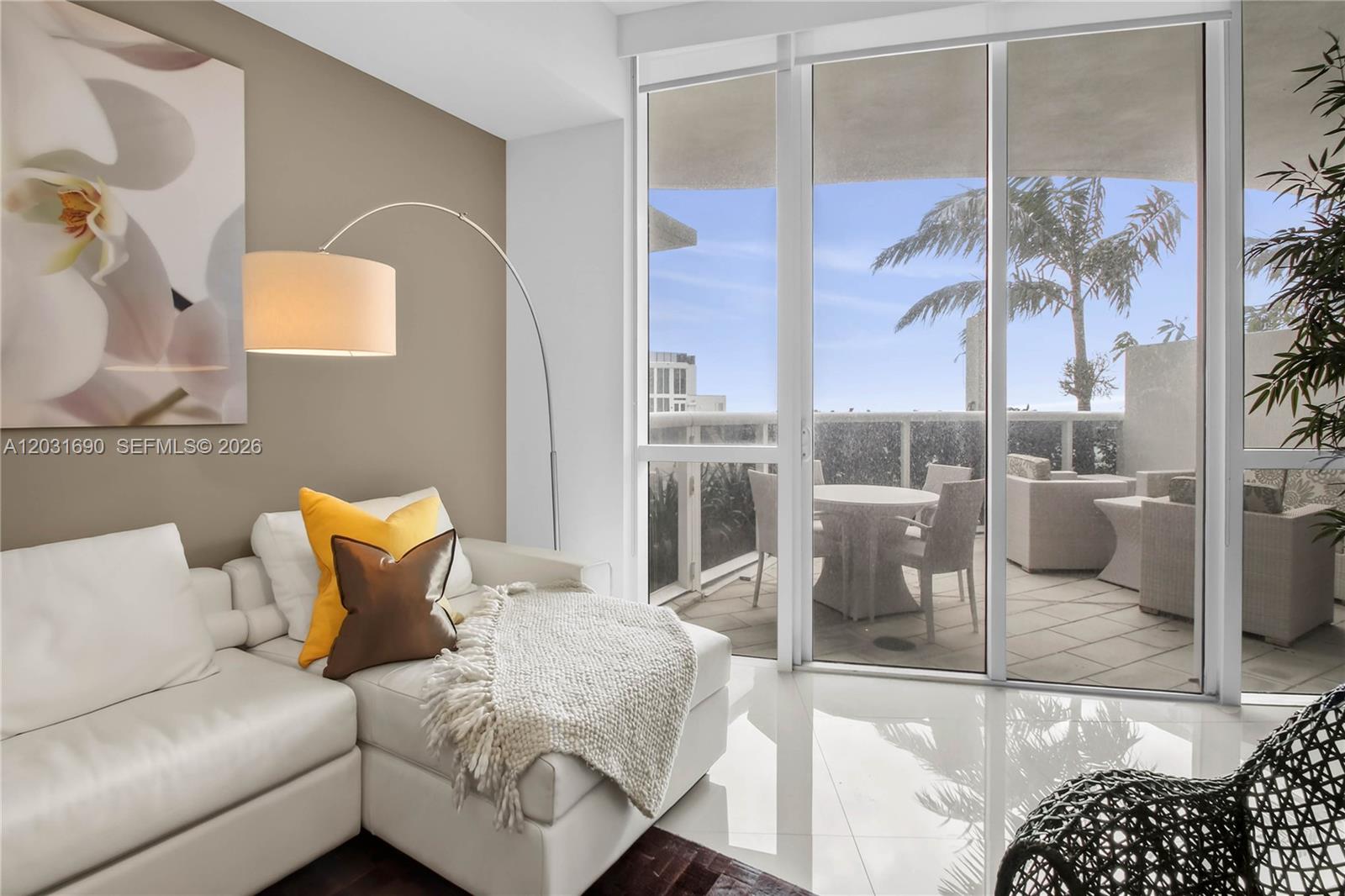 TDR TOWER III CONDO - Residential