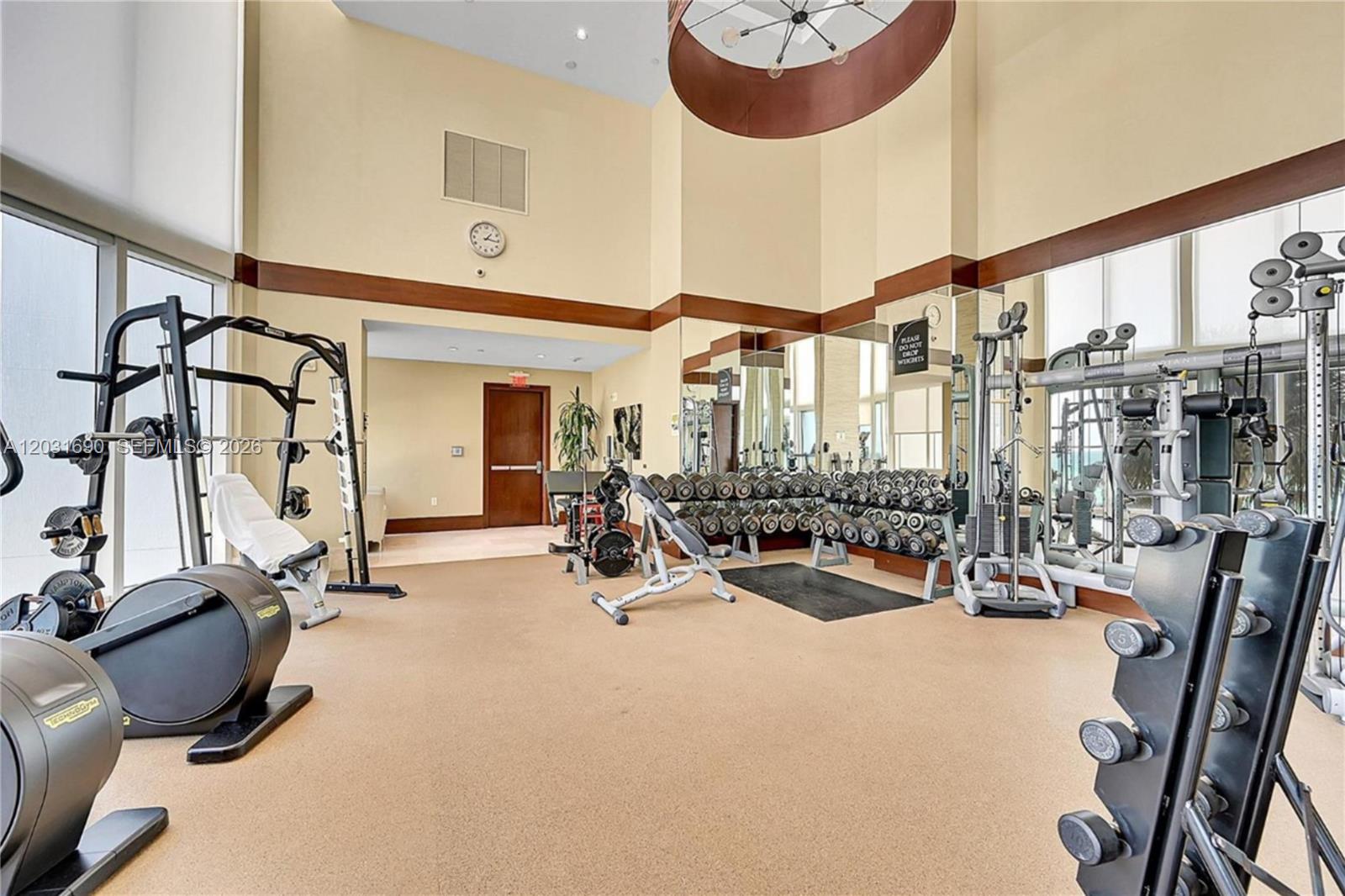 TDR TOWER III CONDO - Residential
