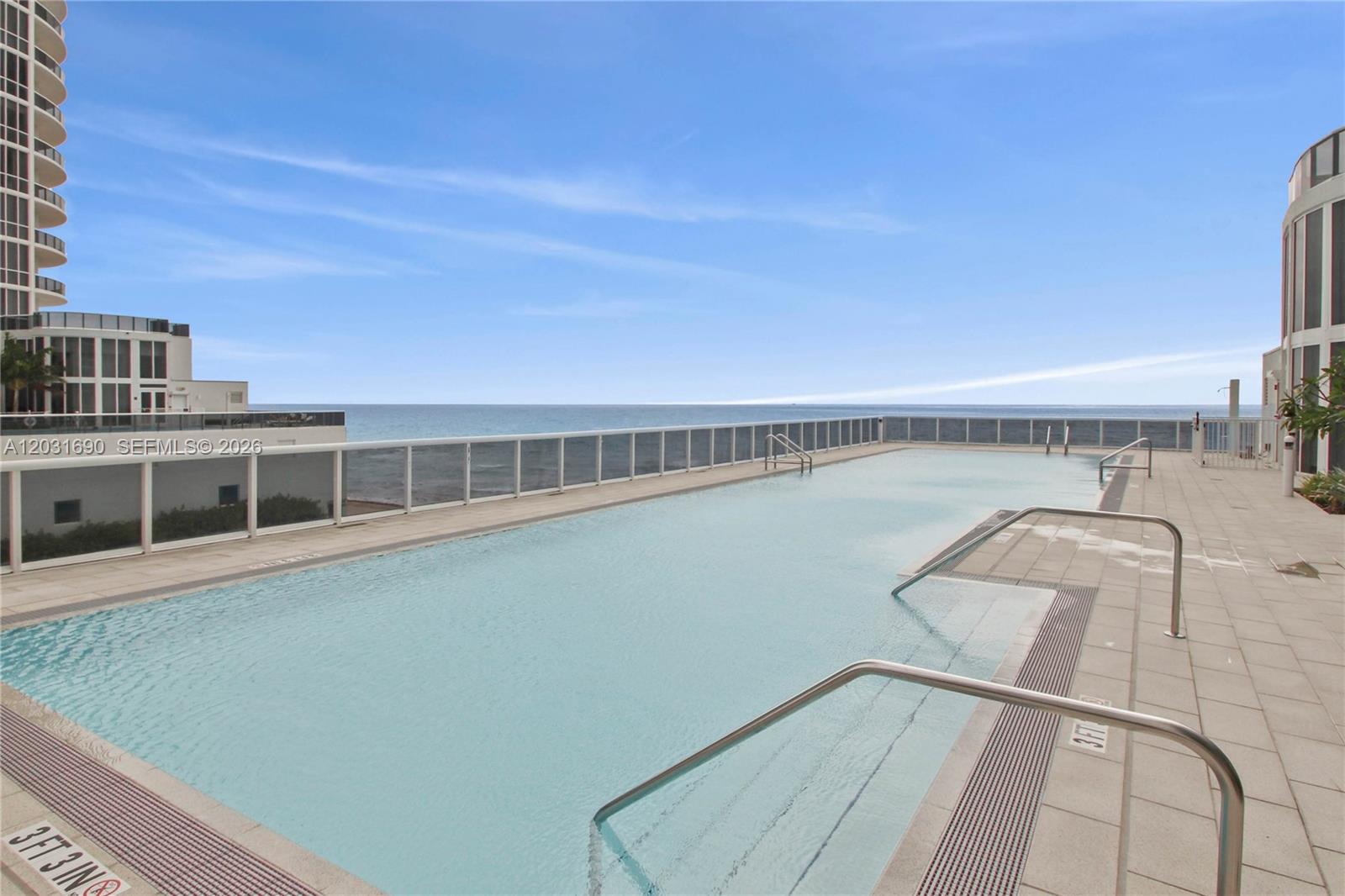 TDR TOWER III CONDO - Residential