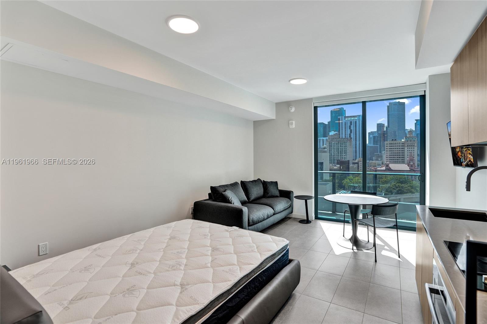 501 First Residences - Residential