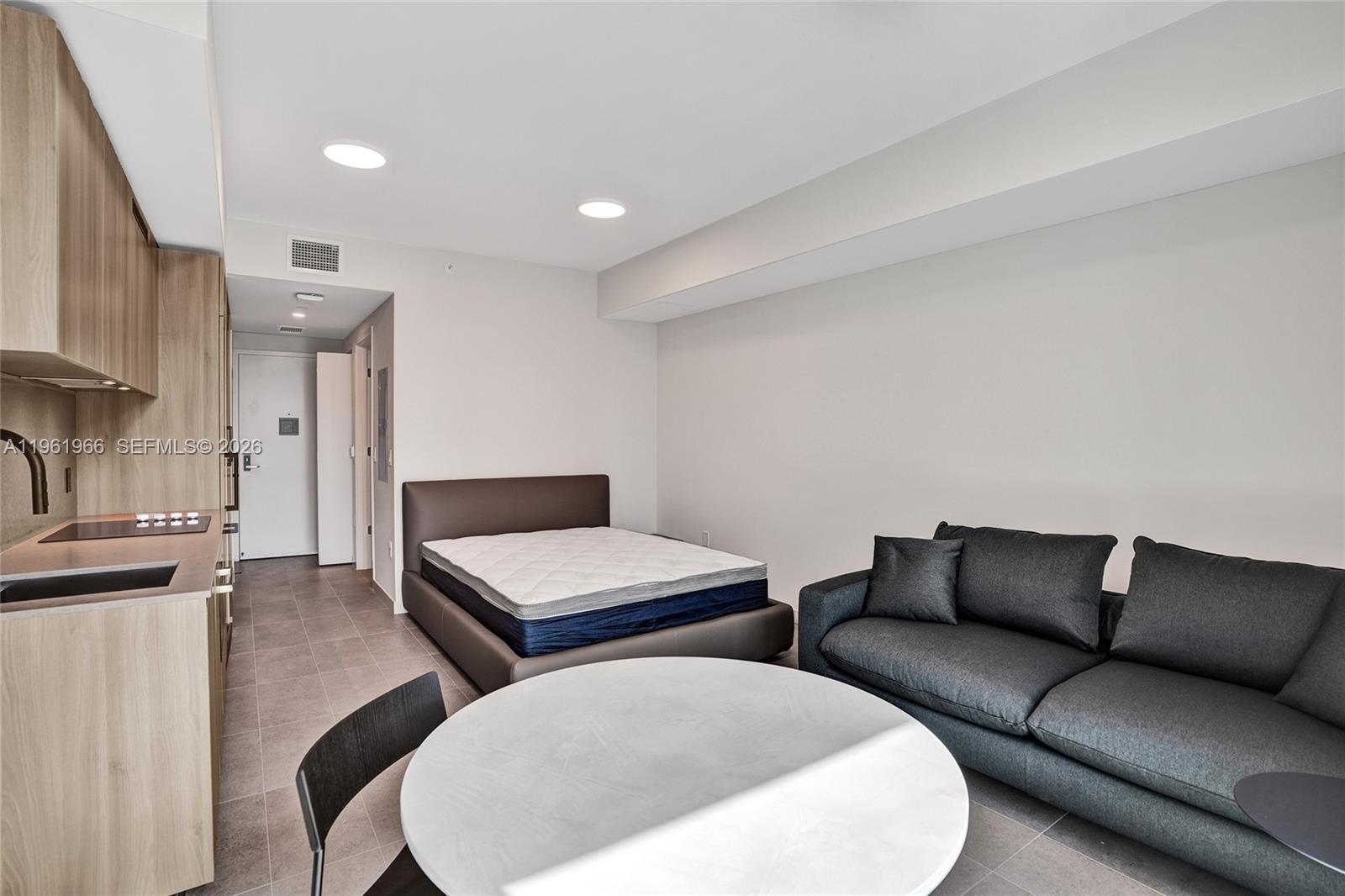 501 First Residences - Residential