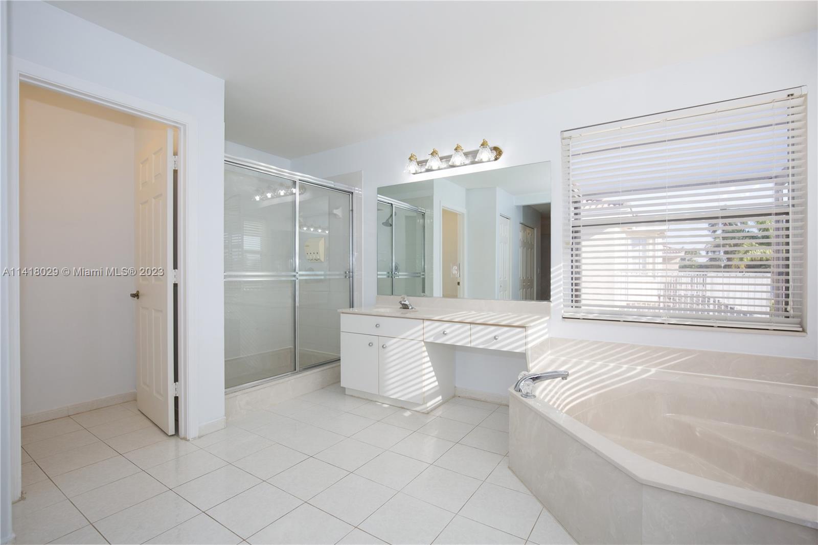 SILVER LAKES PHASE III RE - Residential Lease