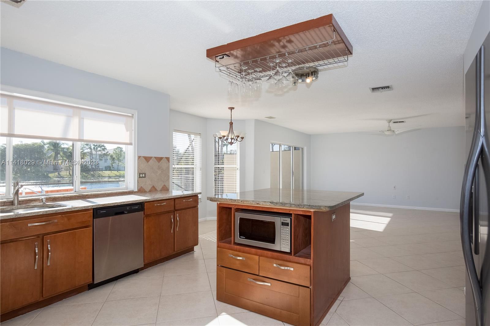 SILVER LAKES PHASE III RE - Residential Lease
