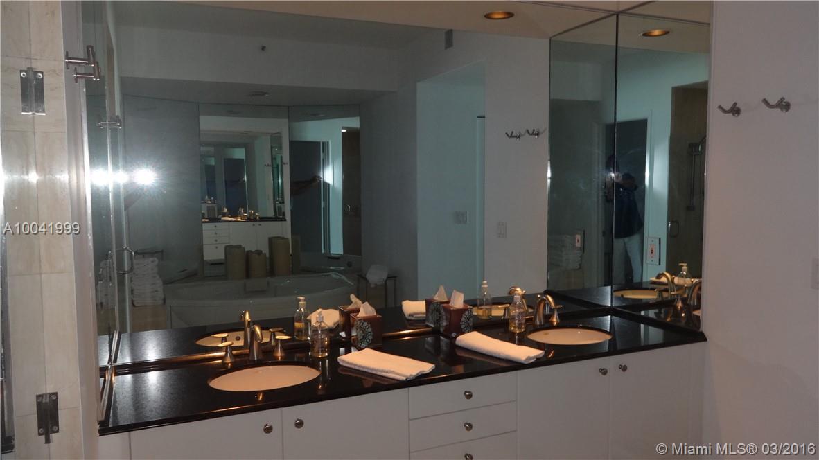 PORTOFINO TOWER CONDO - Residential Lease