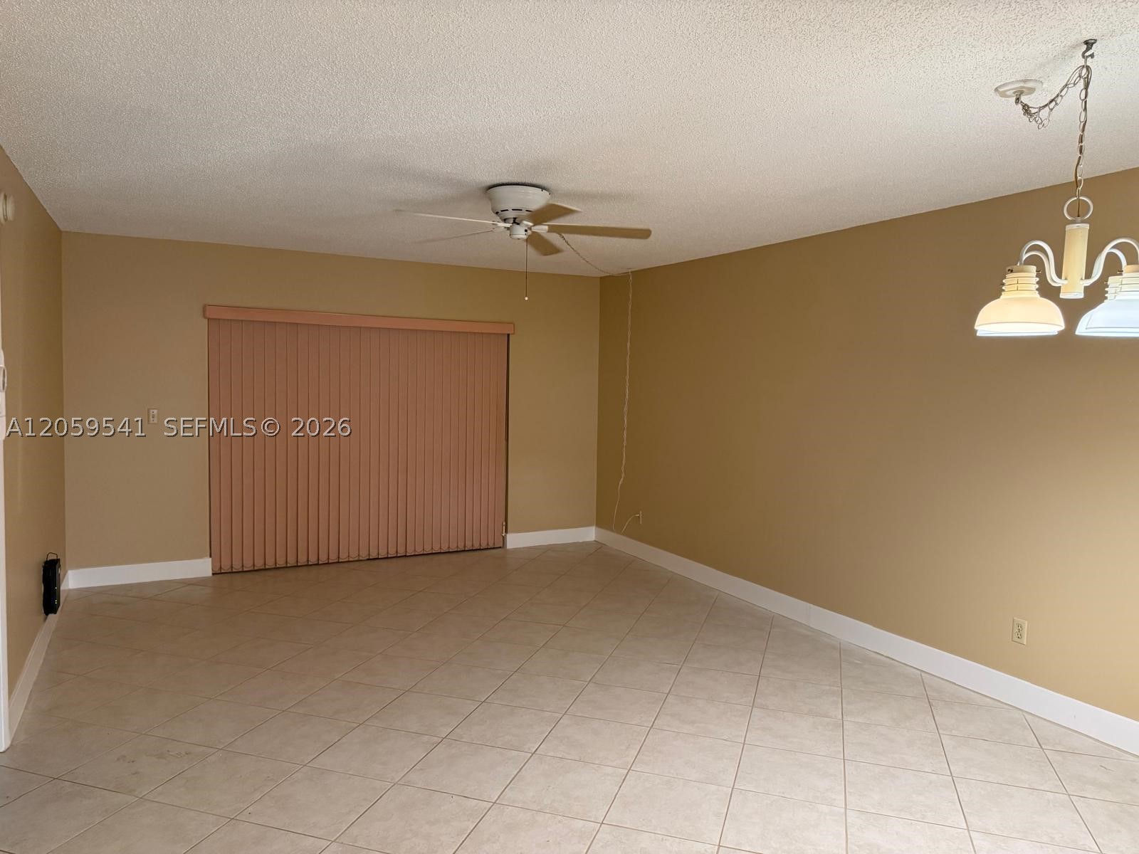 ORIOLE GOLF & TENNIS CLUB - Residential