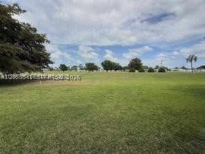 ORIOLE GOLF & TENNIS CLUB - Residential