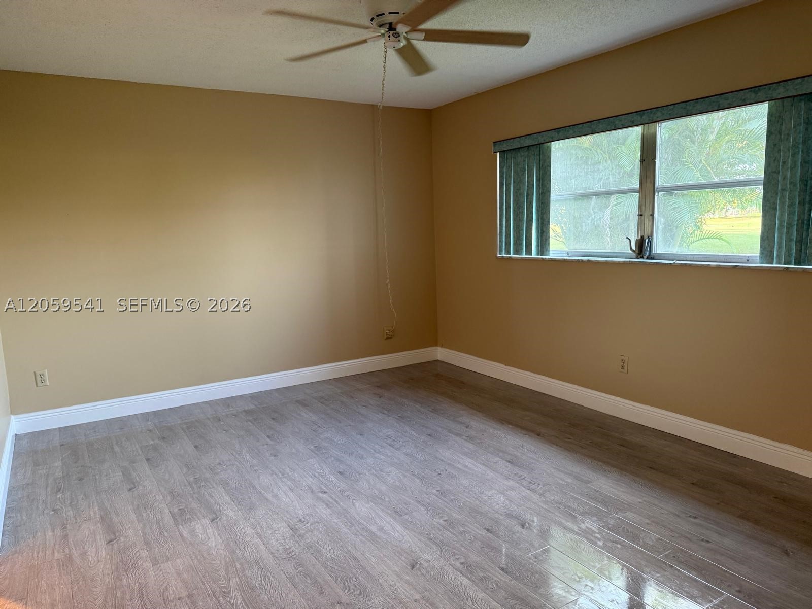 ORIOLE GOLF & TENNIS CLUB - Residential