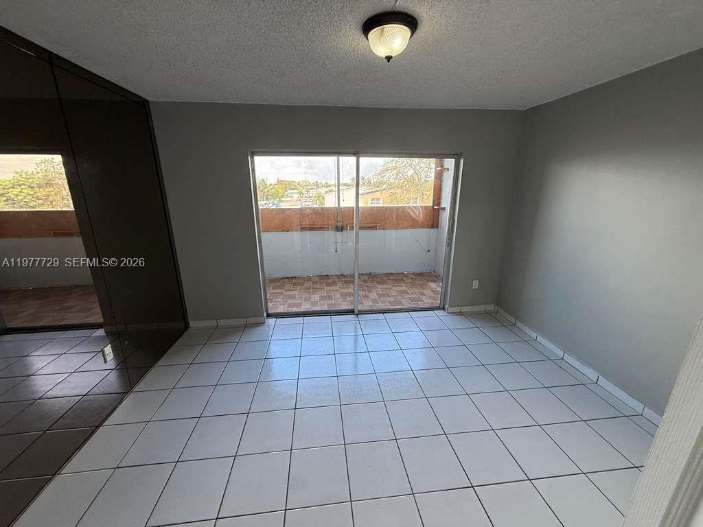 REGENCY COVE CONDO - Residential Lease