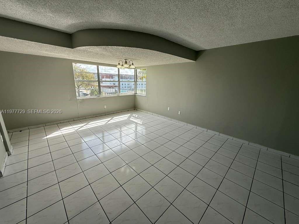 REGENCY COVE CONDO - Residential Lease