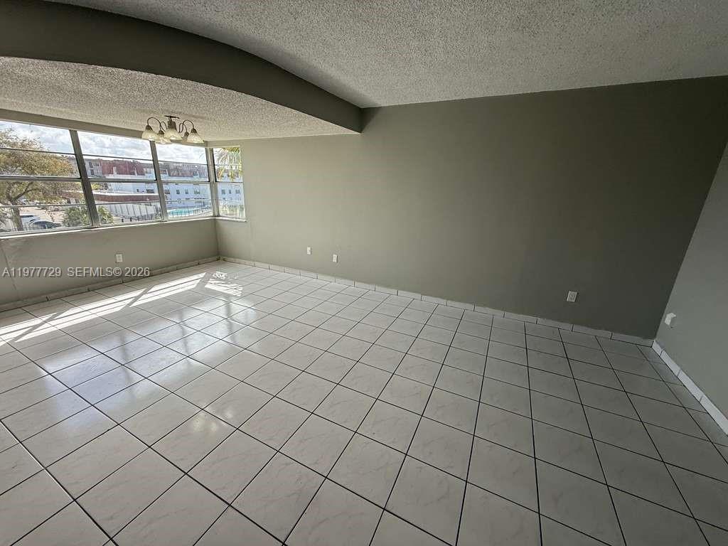 REGENCY COVE CONDO - Residential Lease