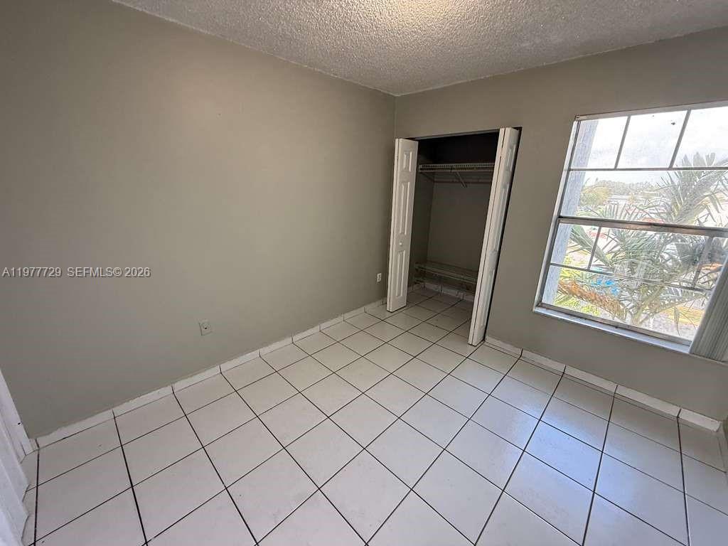 REGENCY COVE CONDO - Residential Lease