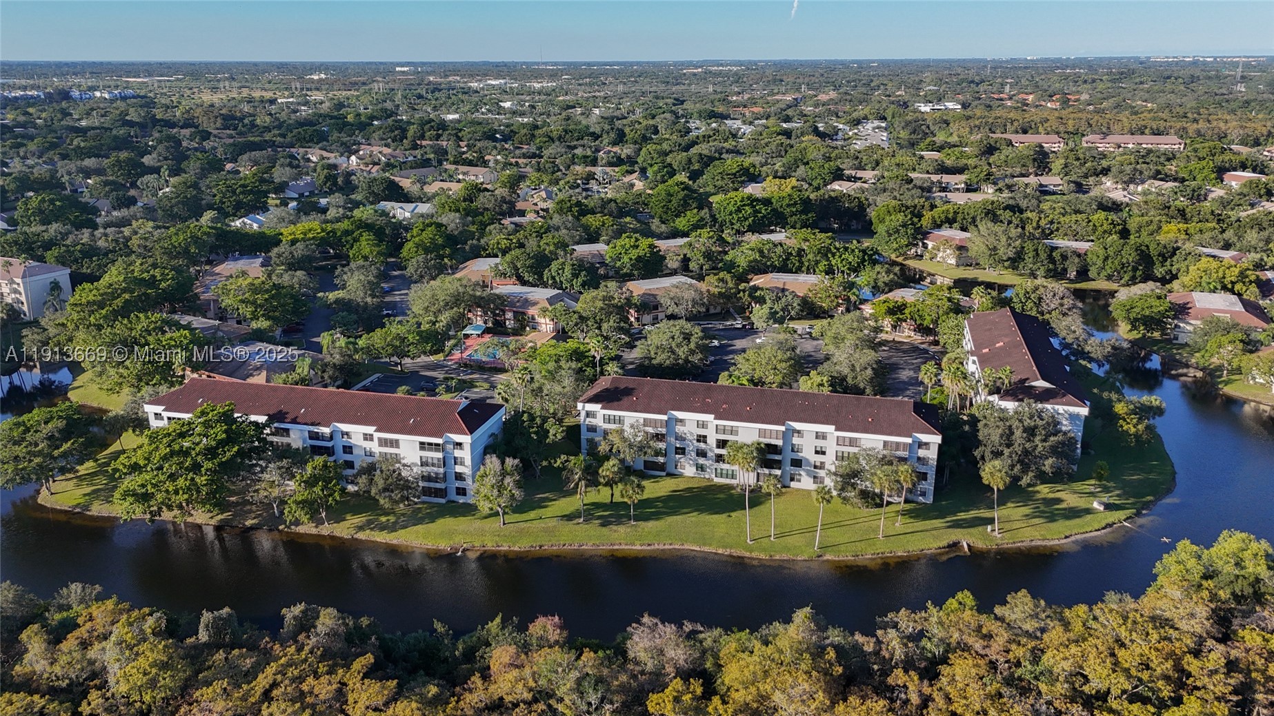 Karanda Village VII-D Cond - Residential