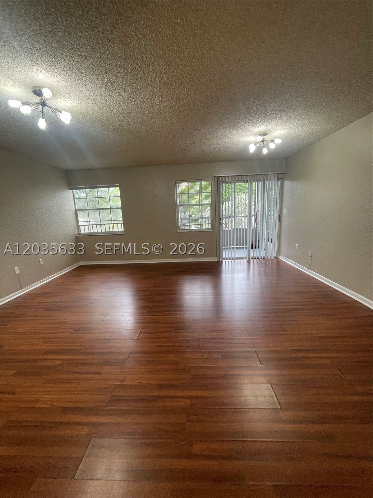 LAKEVIEW CLUB CONDO - Residential Lease