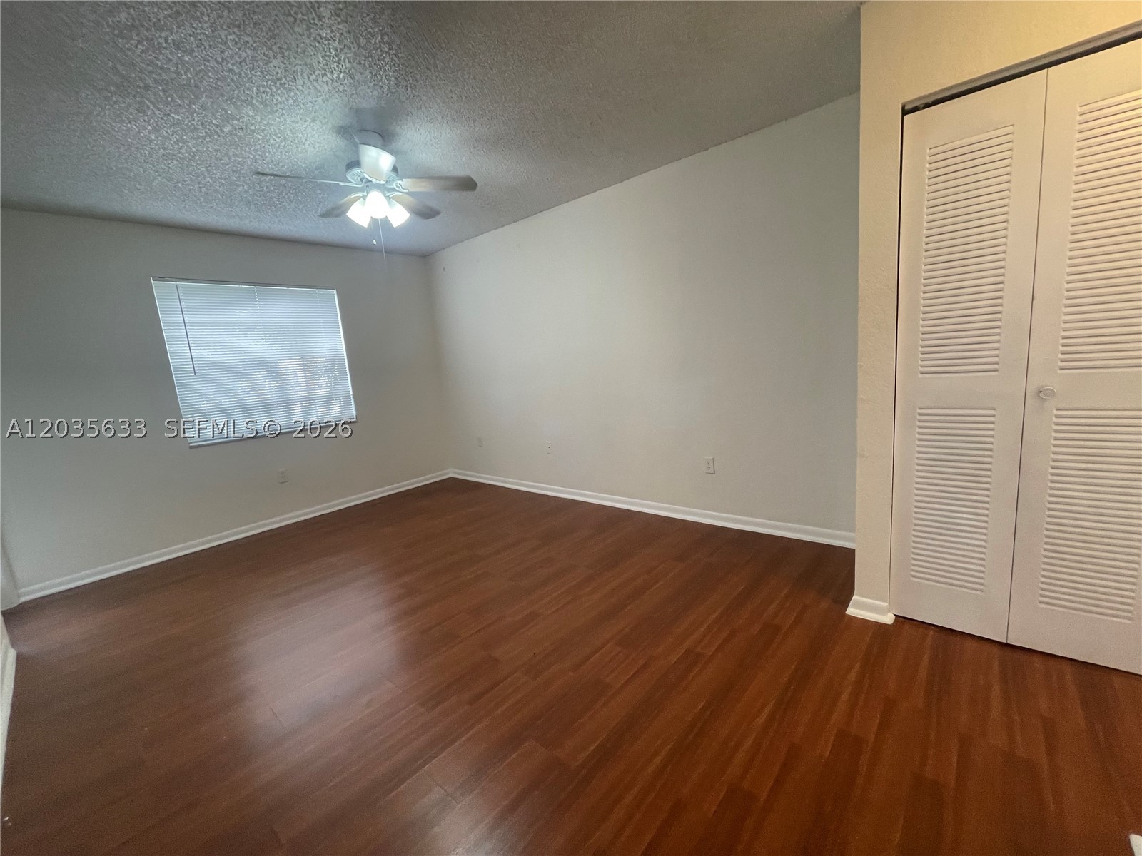 LAKEVIEW CLUB CONDO - Residential Lease