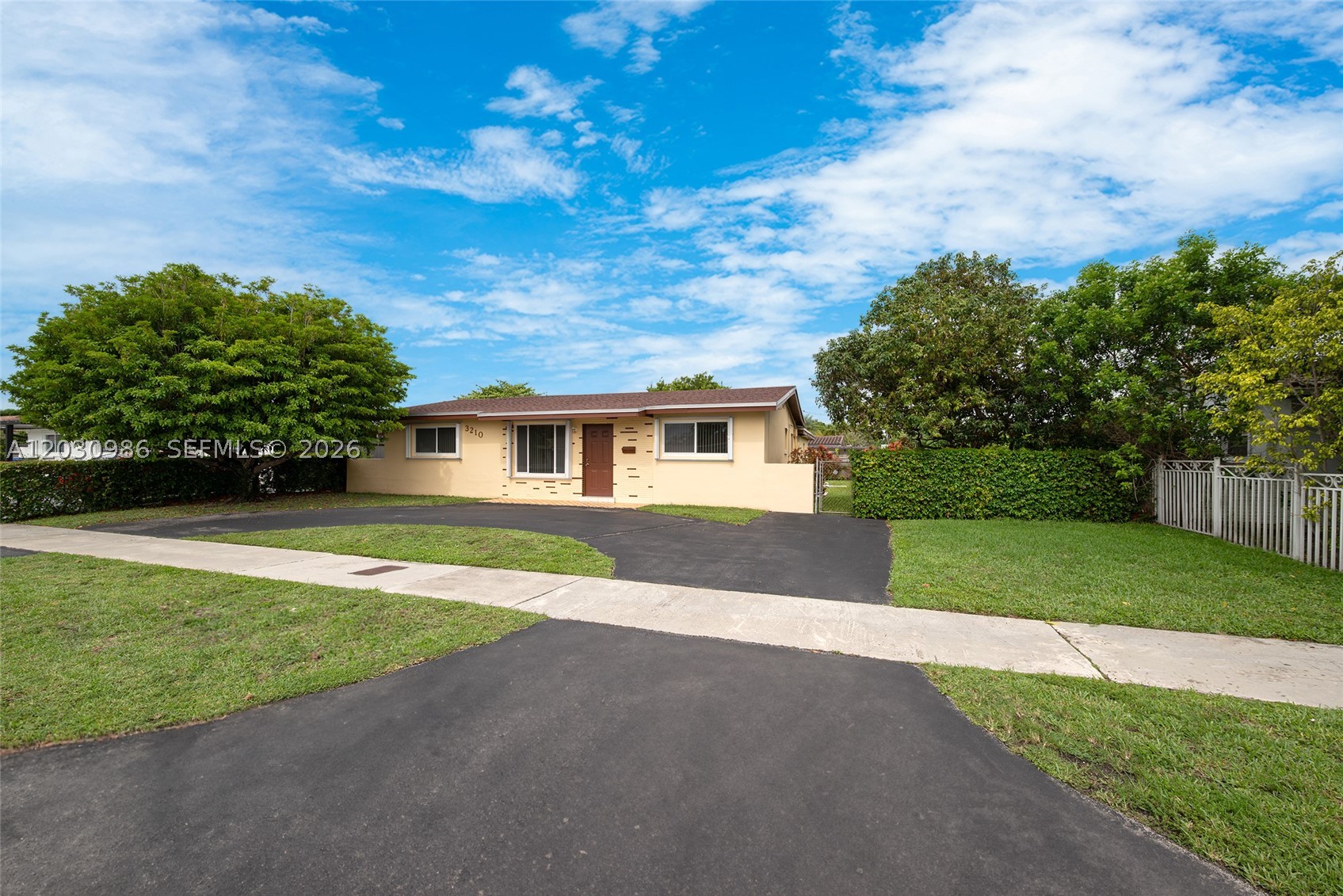 CORAL GLADE HEIGHTS - Residential