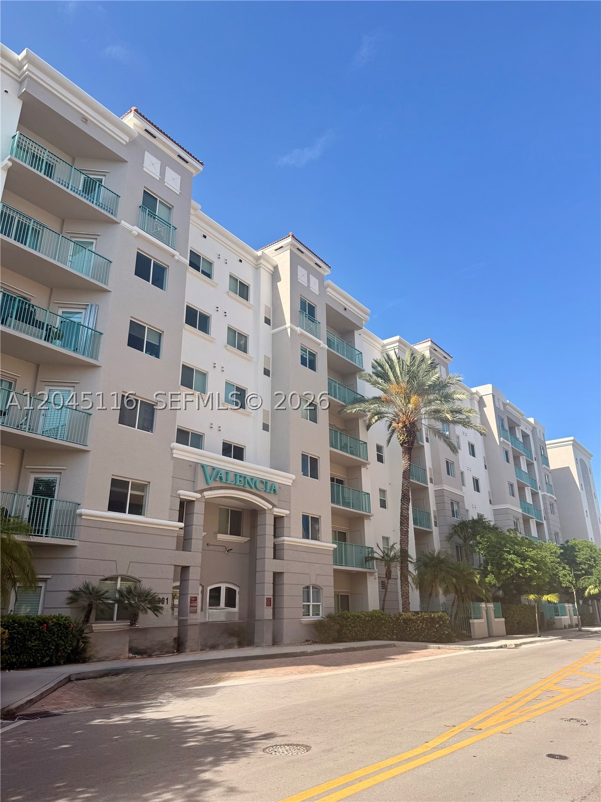 Beautiful 1-bedroom, 1-bath residence featuring quartz kitchen countertops, modern cabinetry, and laminate wood-style flooring throughout. Valencia South Miami offers resort-style amenities including a swimming pool, fitness center, BBQ area, study rooms, concierge service, and on-site management. Ideally located directly across from the Metrorail and just minutes from Shops at Sunset Place, the University of Miami, South Miami's restaurants and entertainment, and Coral Gables. An excellent opportunity for both homeowners and investors seeking comfort, convenience, and long-term value. Easy to show!