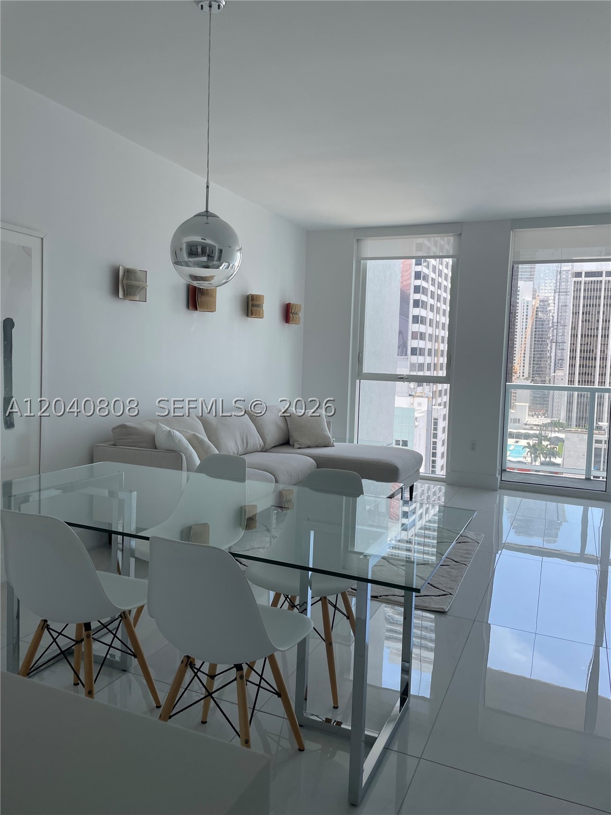 VIZCAYNE NORTH CONDO - Residential Lease
