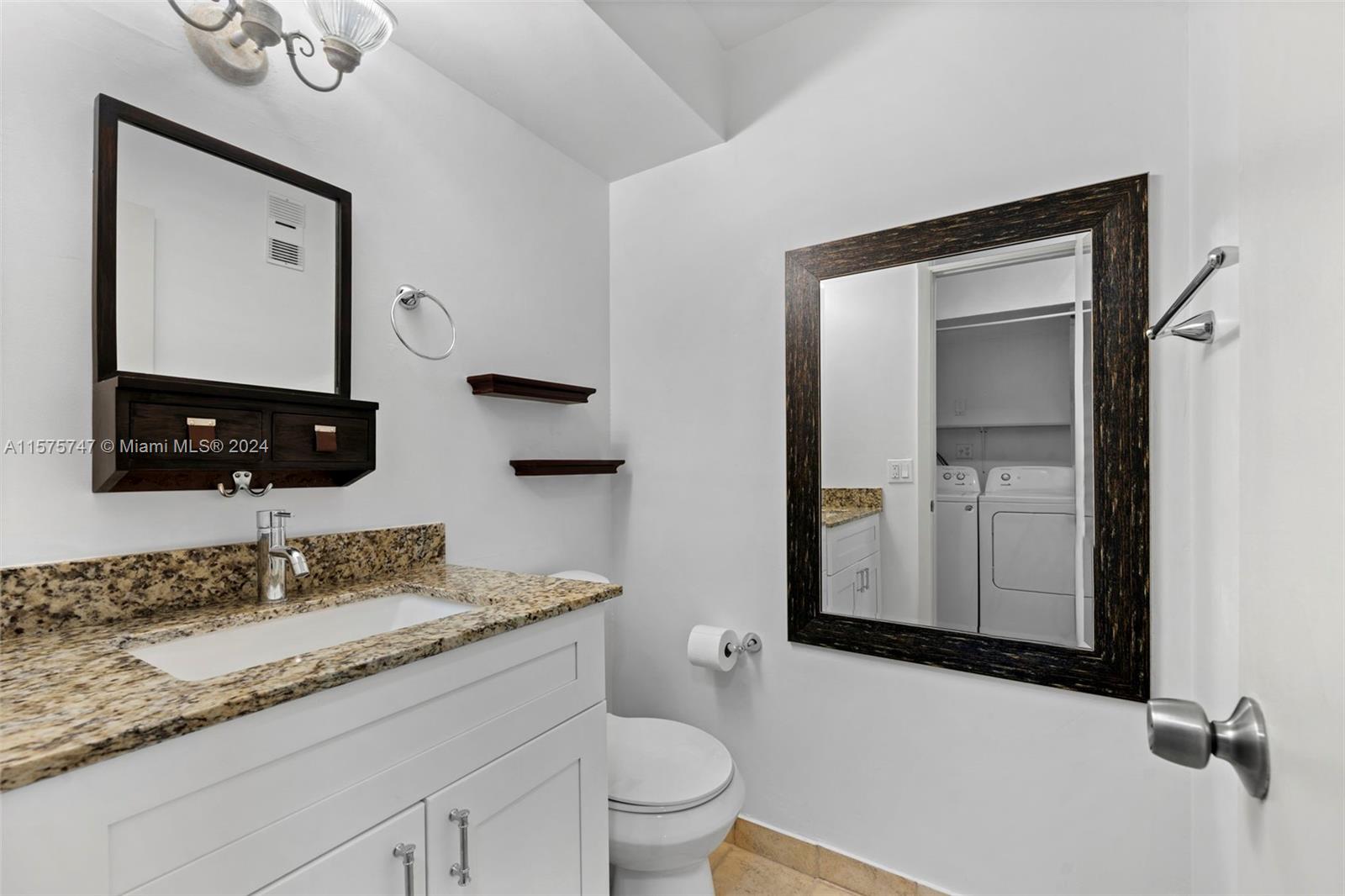 CROSSINGS VILG HOMES COND - Residential