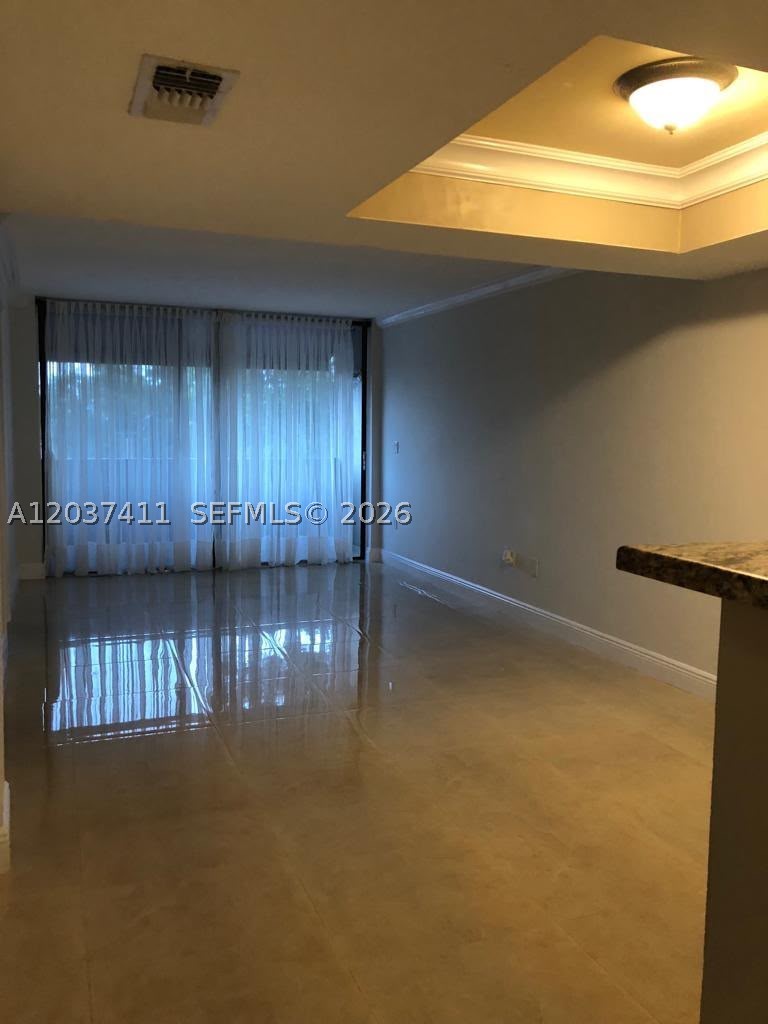 PEPPERMILL KENDALE LKS W - Residential Lease