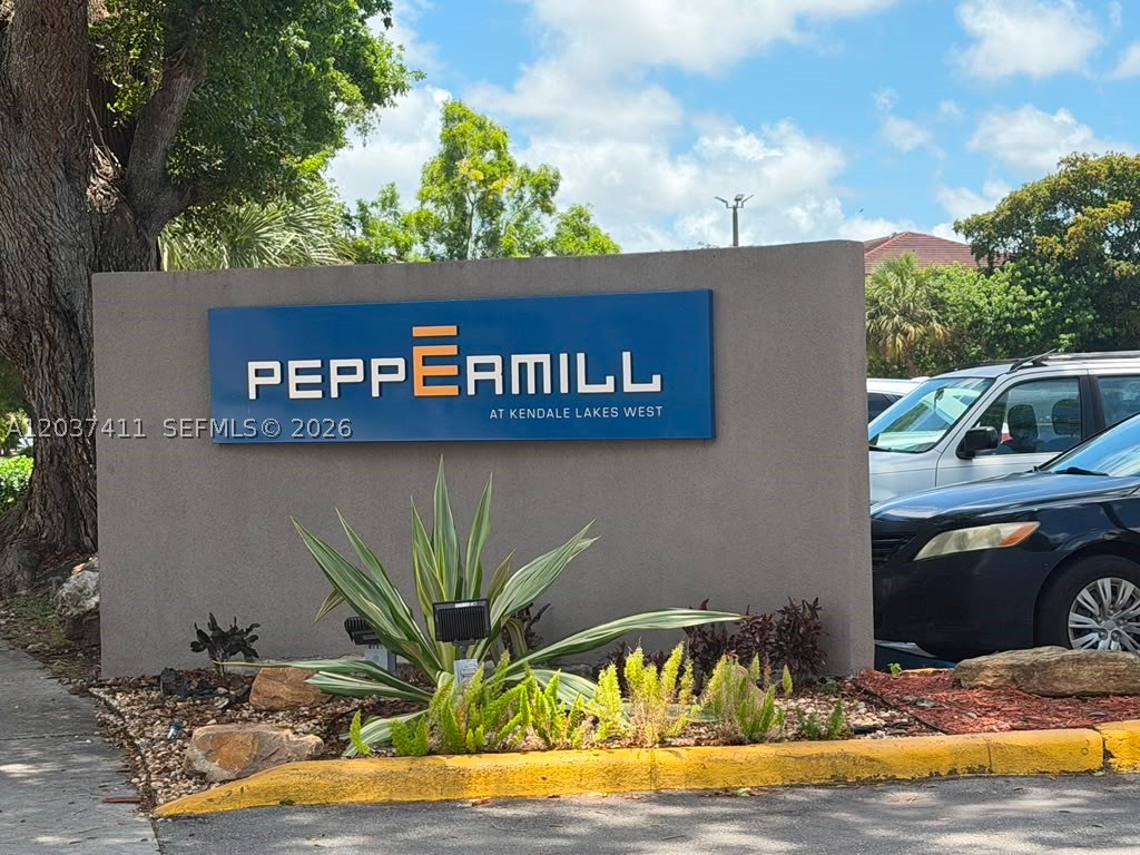 PEPPERMILL KENDALE LKS W - Residential Lease