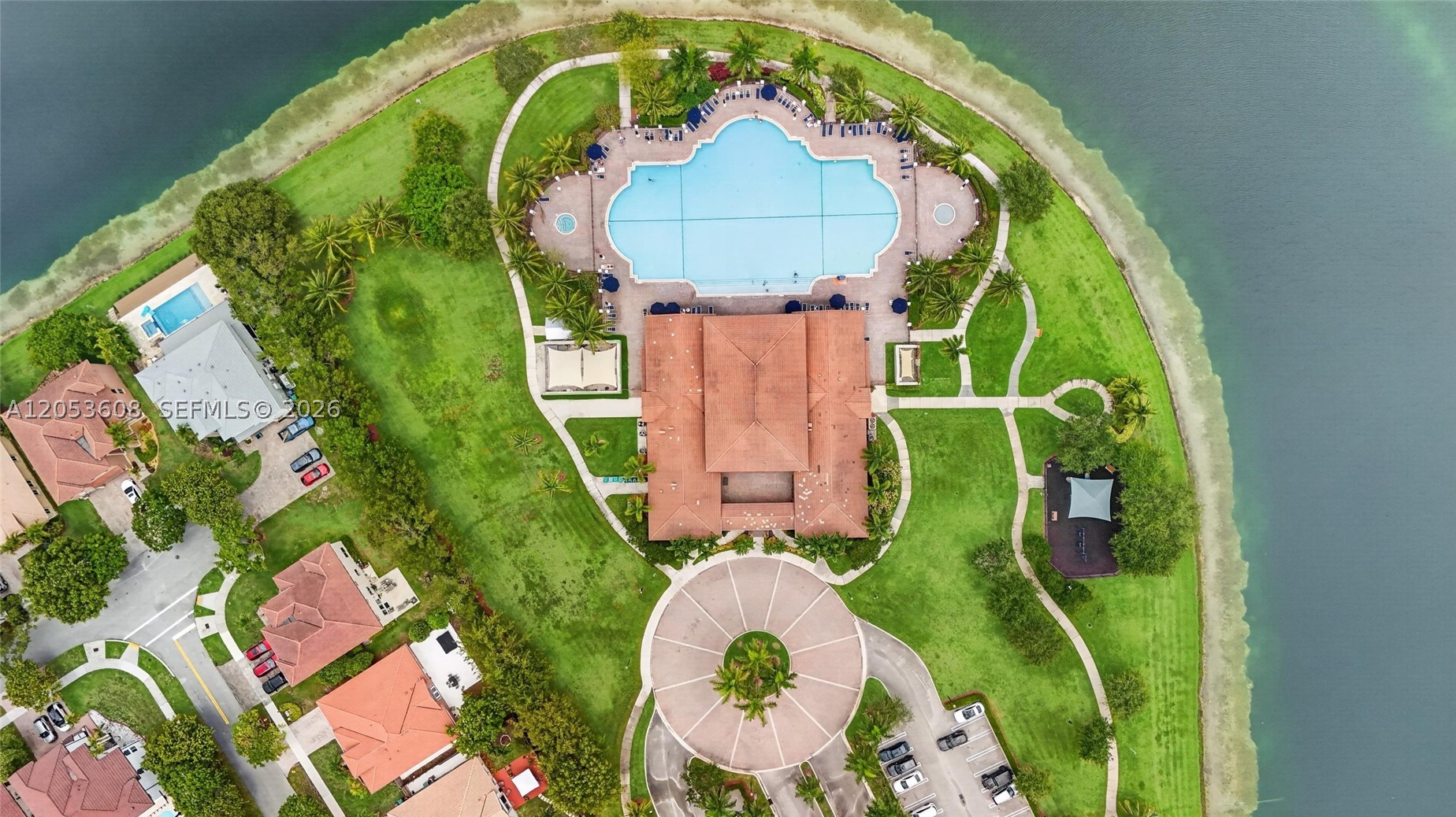 LAKES BY THE BAY EVE REPL - Residential