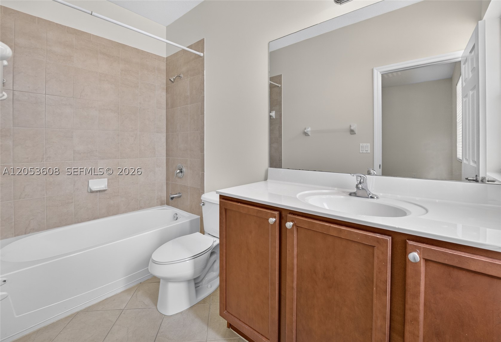 LAKES BY THE BAY EVE REPL - Residential