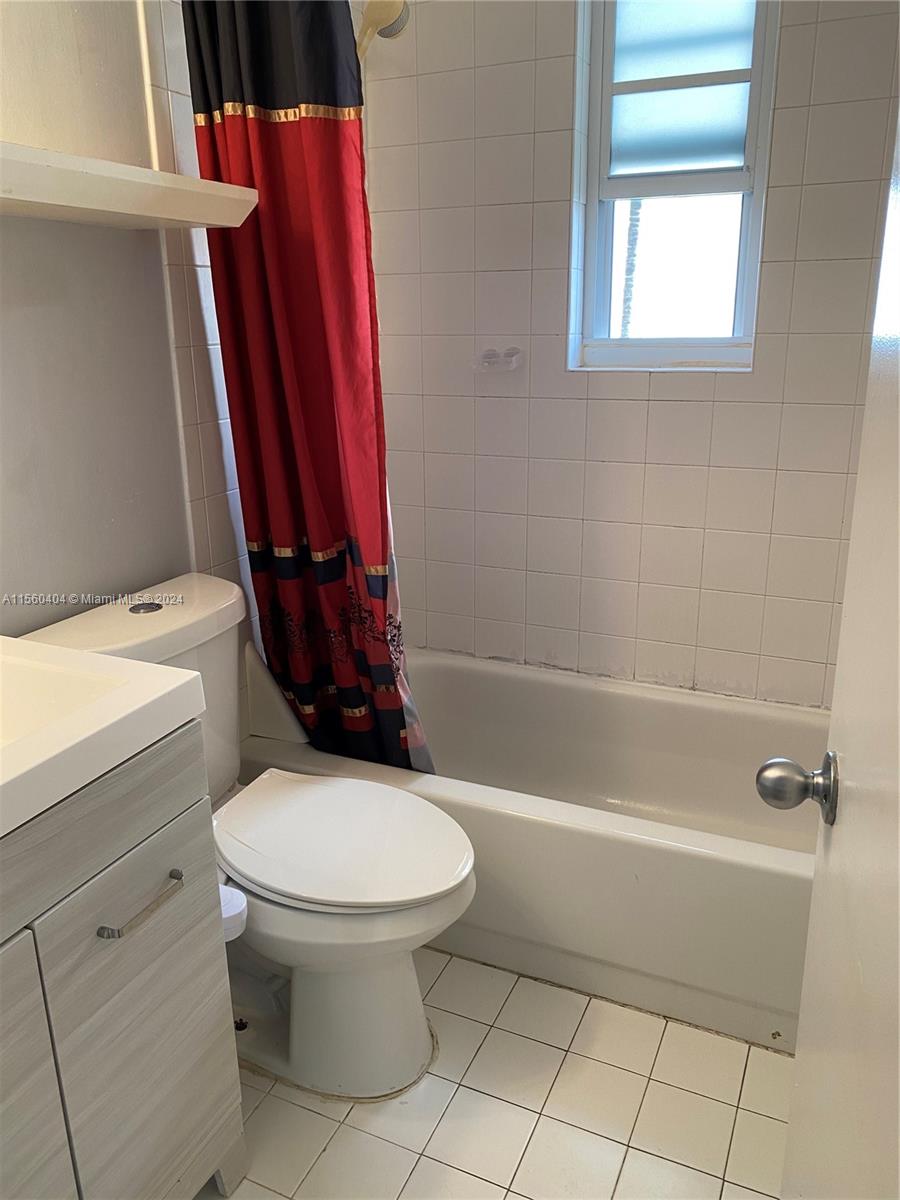 THE CHELSEA CONDO - Residential Lease