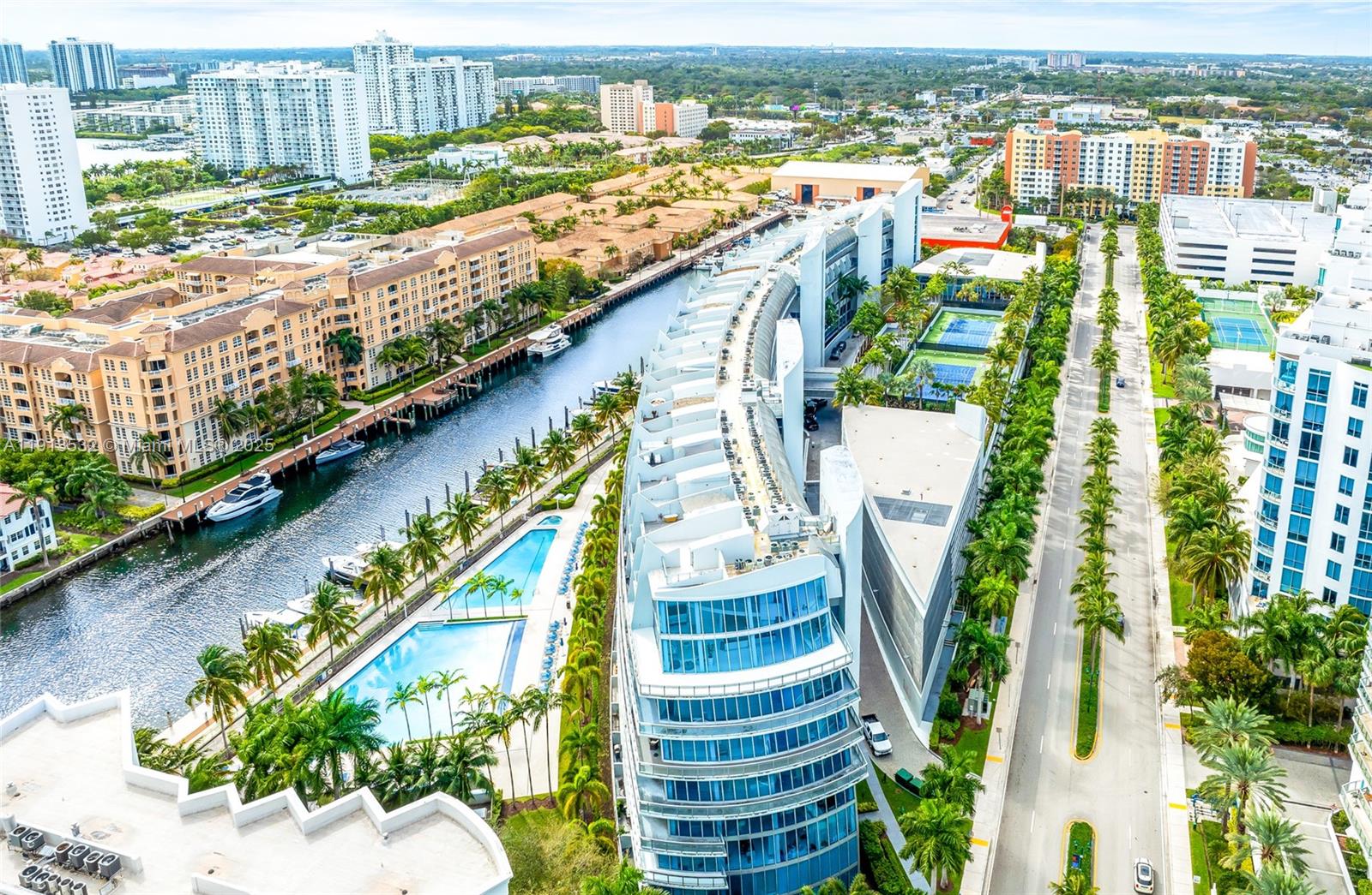 ARTECH RESIDENCES AT AVEN - Residential