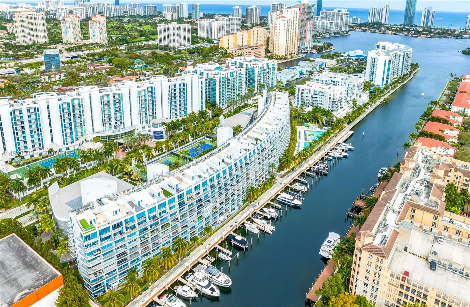 ARTECH RESIDENCES AT AVEN - Residential