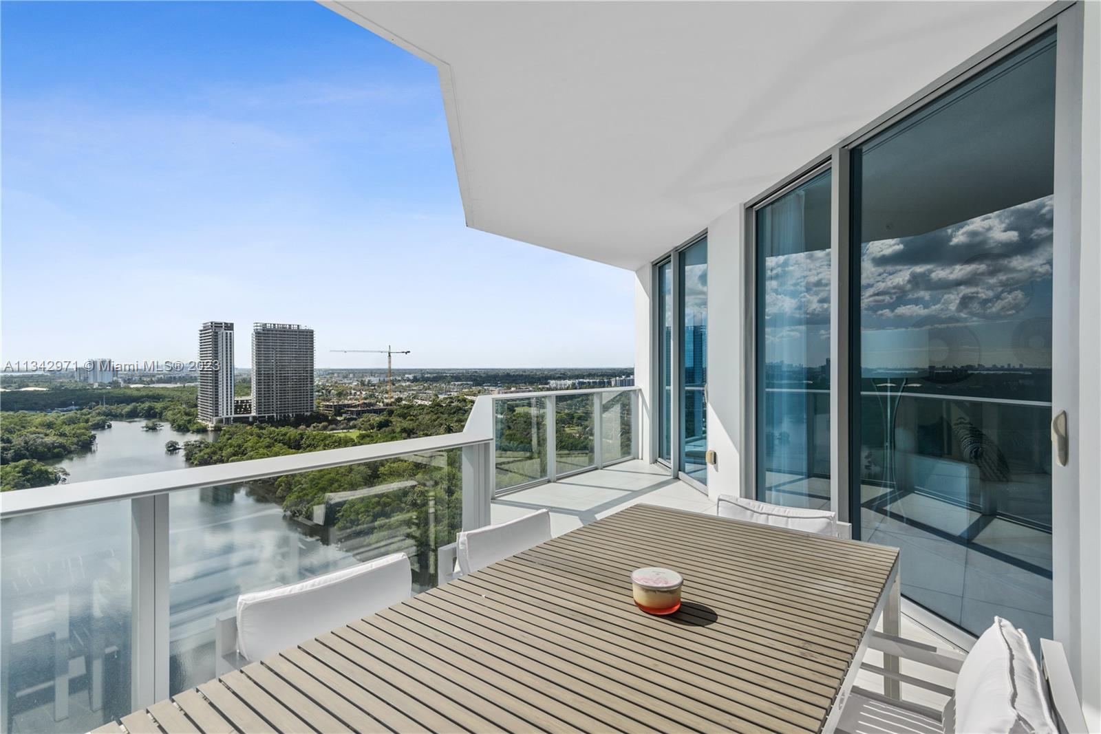 MARINA PALMS RESIDENCES S - Residential Lease