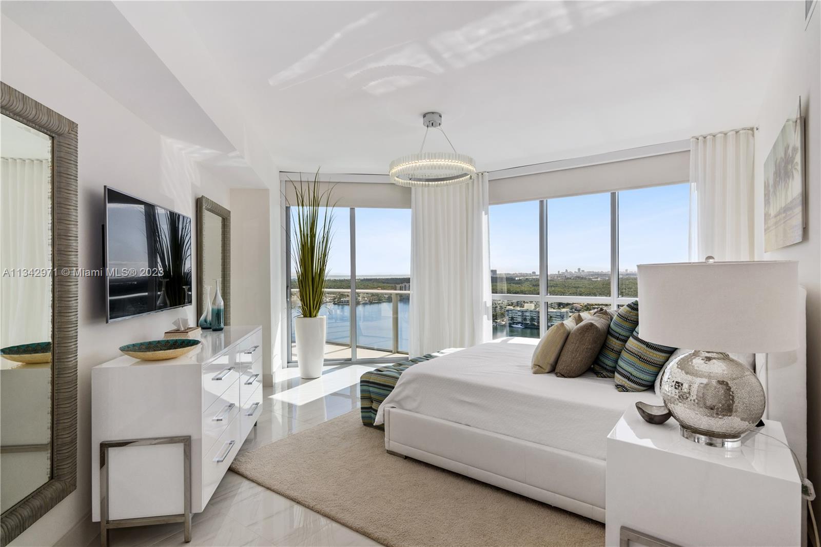 MARINA PALMS RESIDENCES S - Residential Lease
