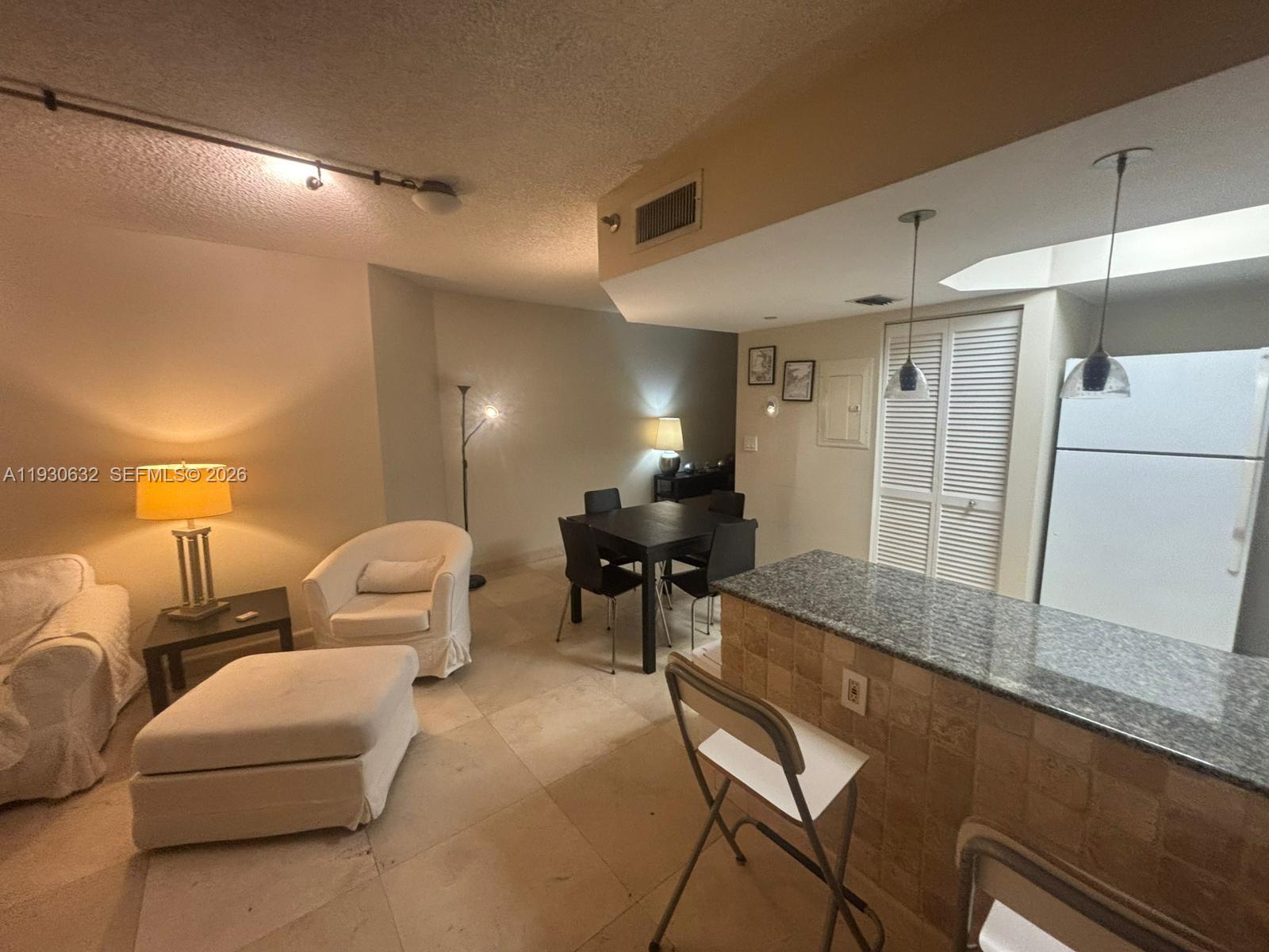 RIMINI BEACH CONDO - Residential
