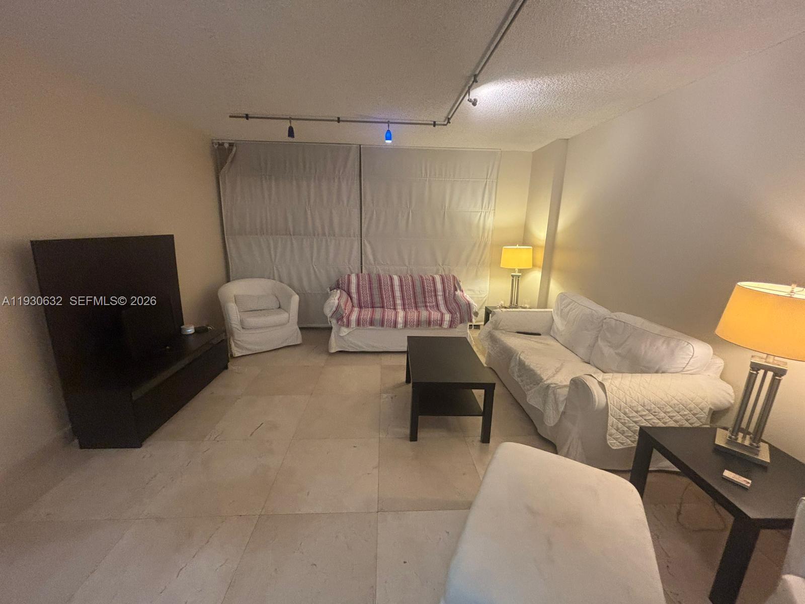RIMINI BEACH CONDO - Residential