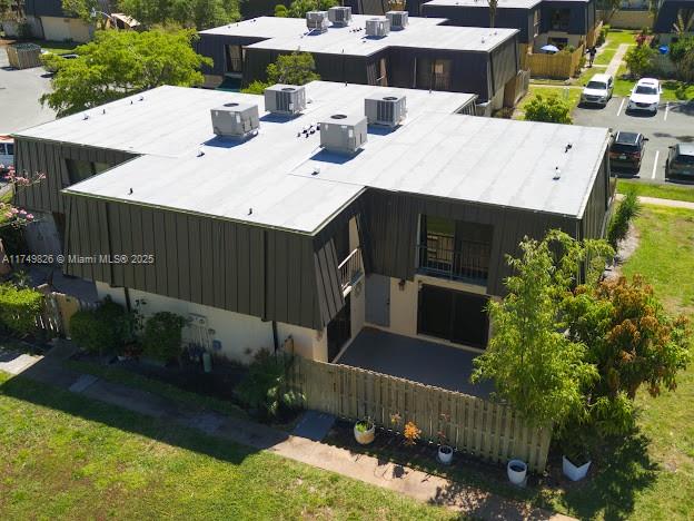 WATERSIDE ESTATES - Residential