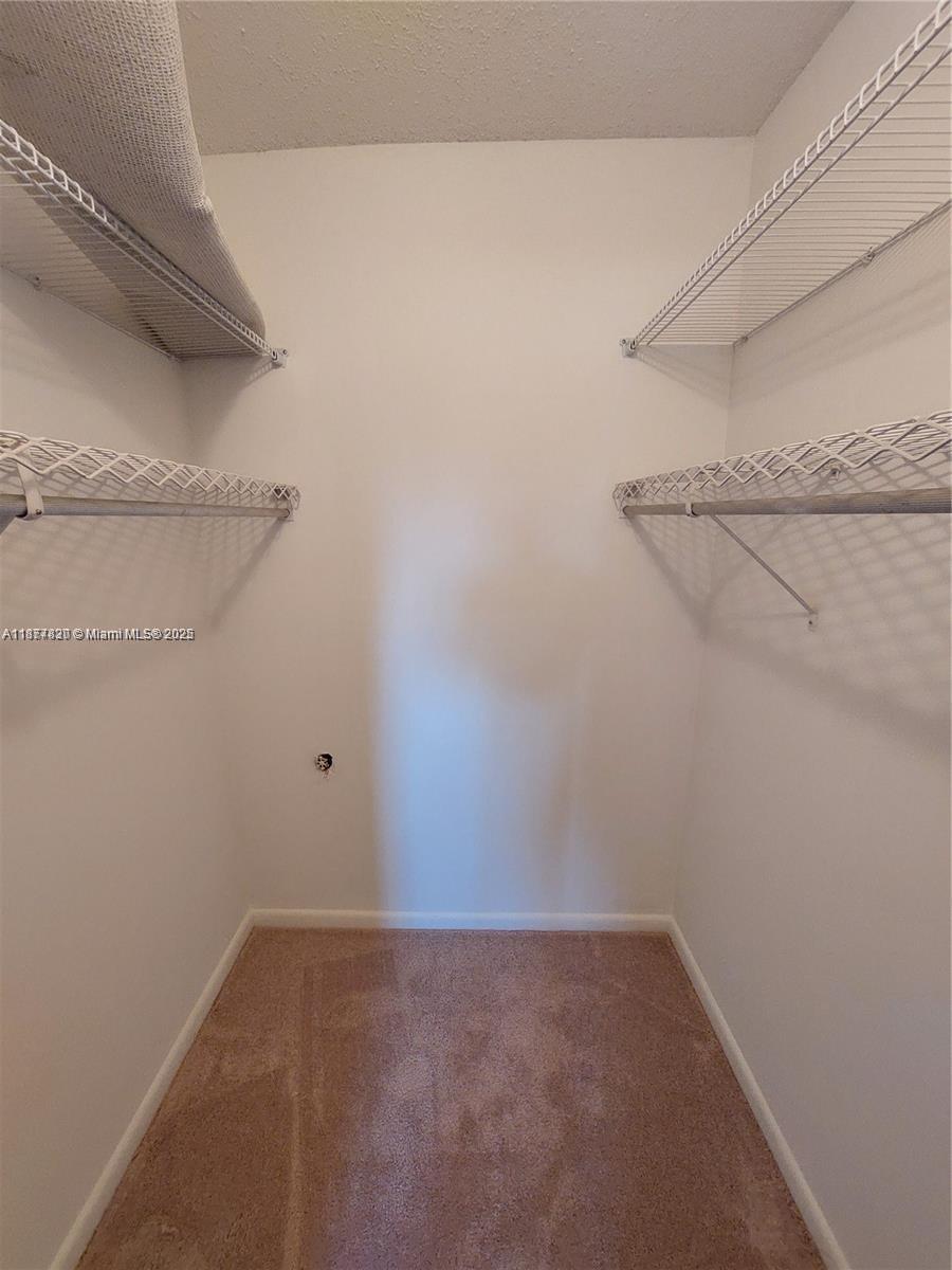 BARCELONA CONDO NORTH BLD - Residential