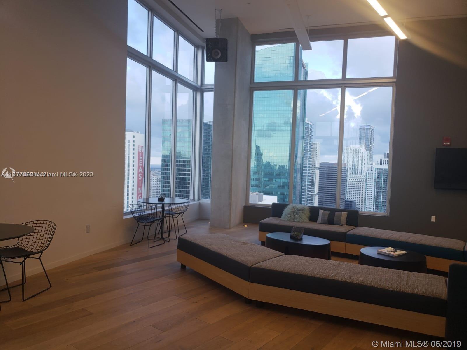 CENTRO CONDO - Residential Lease