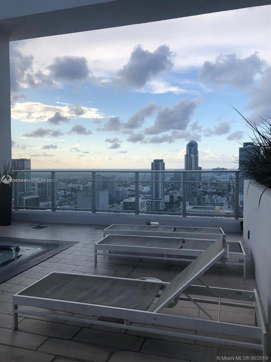 CENTRO CONDO - Residential Lease