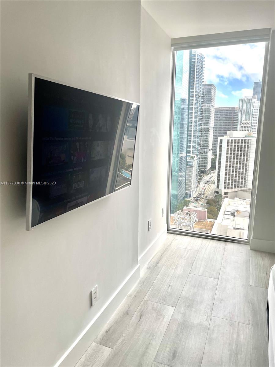 CENTRO CONDO - Residential Lease