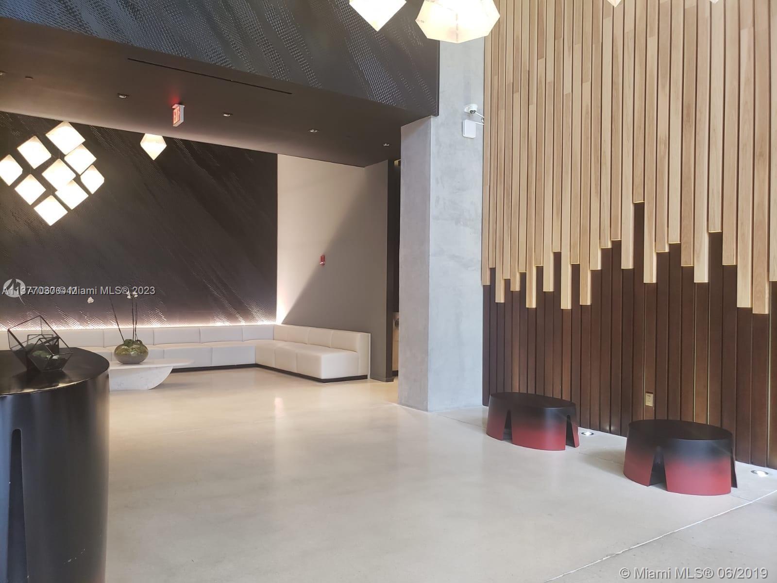 CENTRO CONDO - Residential Lease